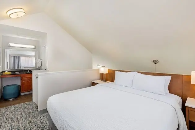 Çatı Katı (Loft)