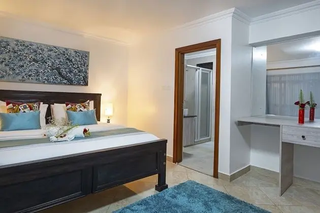Deluxe Tek Büyük Yataklı Oda, Avlu Manzaralı