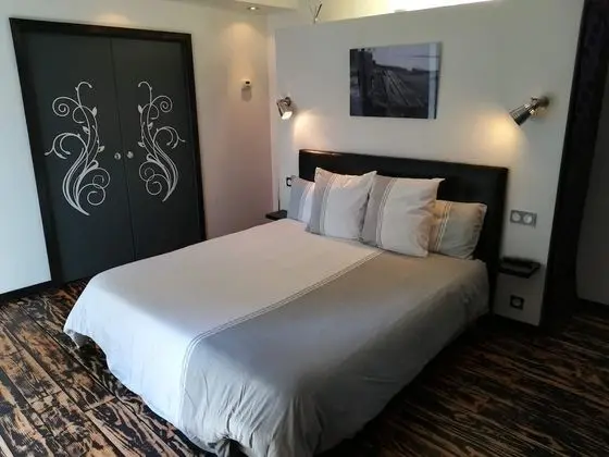 Romantic Tek Büyük Yataklı Oda, Banyolu/Duşlu (Le Lodge)