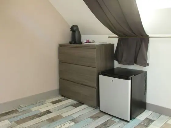 Standard Tek Büyük Yataklı Oda, Banyolu/Duşlu (La chambre)