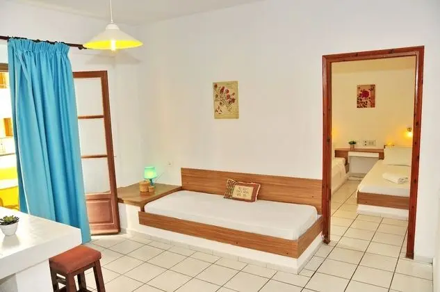 Apart Daire, Havuz Manzaralı