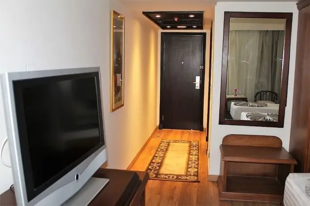Junior Süit, 1 Yatak Odası, Nehir Manzaralı