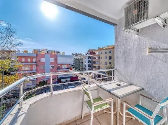 Studio,    , Balkonlu