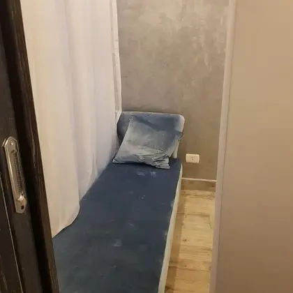 Büyük Yataklı Tek Kişilik Oda