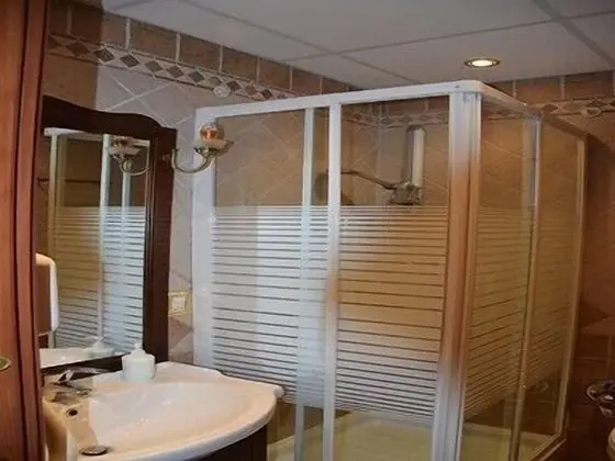 Superior Tek Büyük Yataklı Oda, Balkon