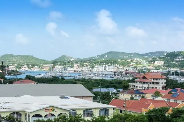 Cleopatra 1-Bed Sea-View Apt2