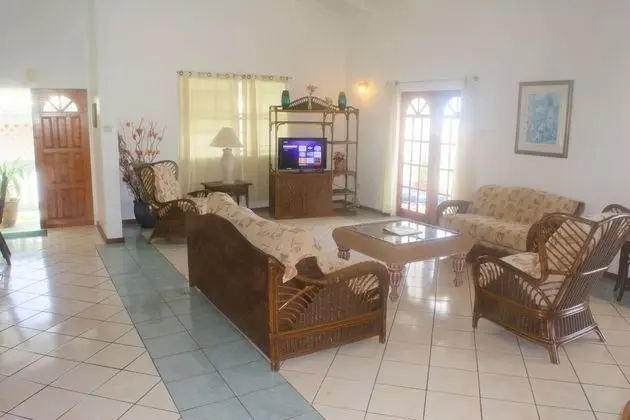 Cleopatra 10-Bedroom Sea-View Villa