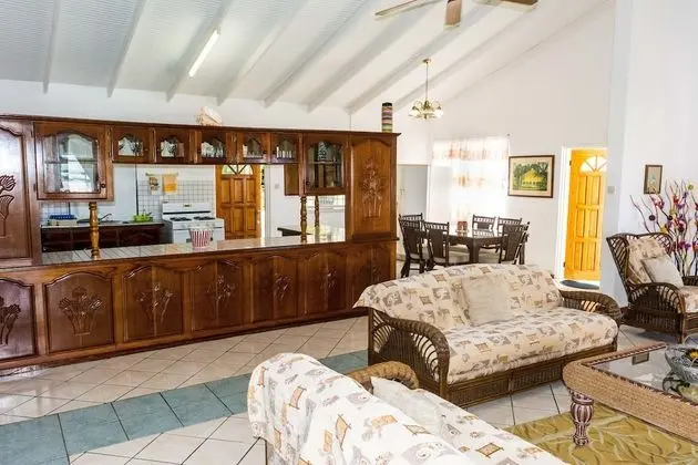 Cleopatra 10-Bedroom Sea-View Villa