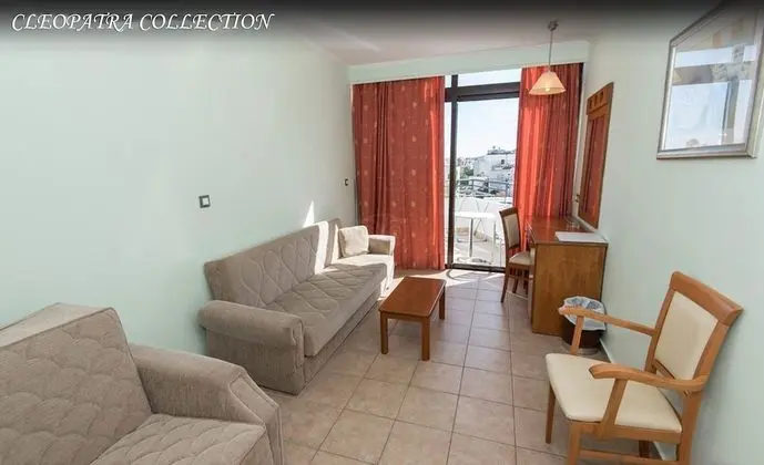 Family Oda, Bahçe Manzaralı