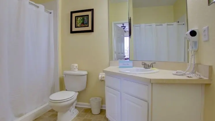 Classic 2 Bedroom Villa with Pool Access