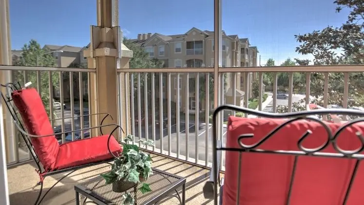 Classic 2 Bedroom Villa with Pool Access