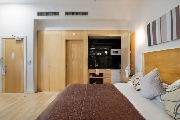 Deluxe Stüdyo Süit