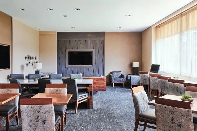 Club Oda, 1 En Büyük (King) Boy Yatak, Köşe