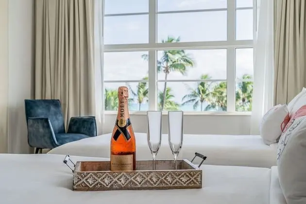 Oceanfront Room - 2 Double Beds