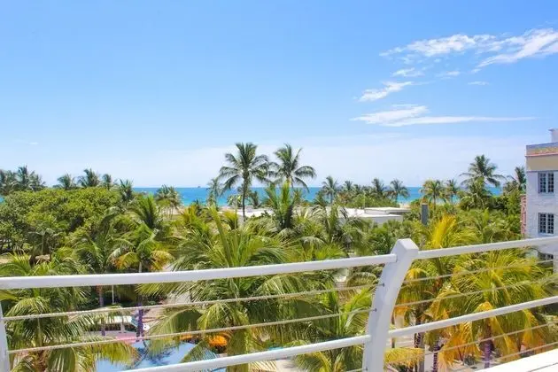 Oceanfront Room - 2 Double Beds