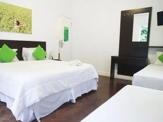 Tek Büyük Yataklı Oda, Ortak Banyo