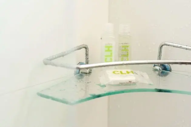 Tek Büyük Yataklı Oda, Ortak Banyo