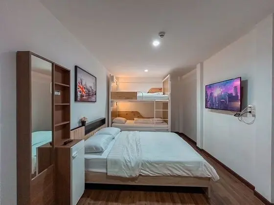 Family Room With Bathroom (VIP1)