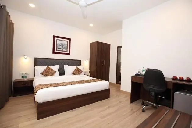 Deluxe Tek Büyük Yataklı Oda, 1 Çift Kişilik Yatak, Sigara İçilmez