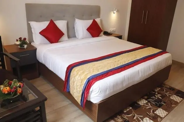 Deluxe Tek Büyük Yataklı Oda, 1 Çift Kişilik Yatak, Sigara İçilmez