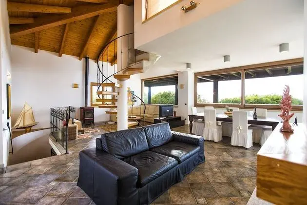 Villa, Birden Çok Yatak Odası, Şömine