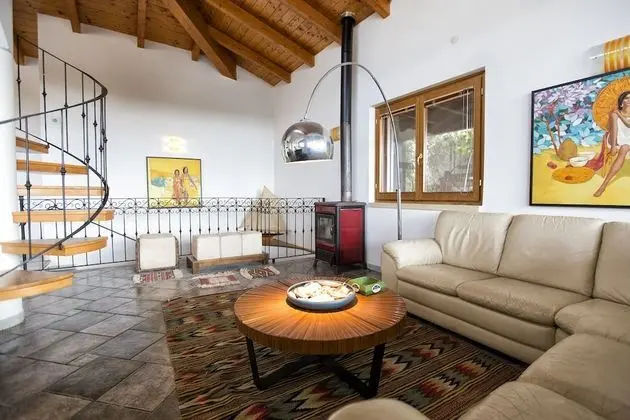 Villa, Birden Çok Yatak Odası, Şömine