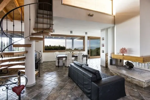 Villa, Birden Çok Yatak Odası, Şömine