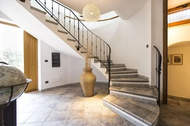 Villa, Birden Çok Yatak Odası, Şömine