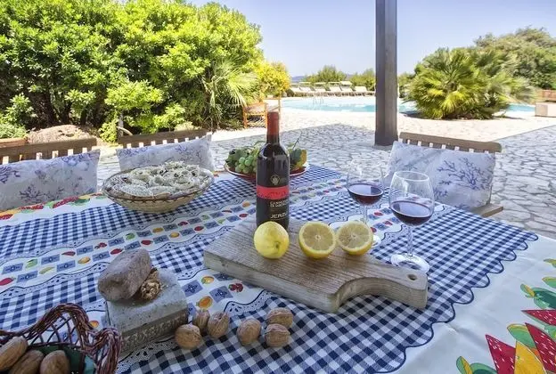Villa, Birden Çok Yatak Odası, Şömine