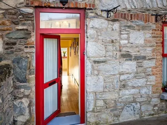 Kır Evi