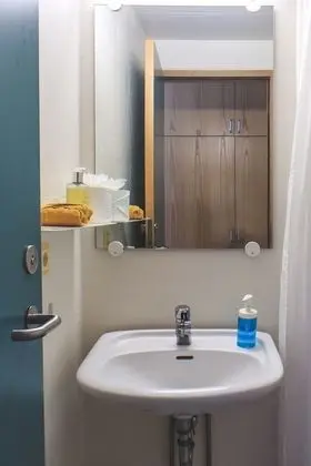 Tek Büyük veya İki Ayrı Yataklı Oda, Engellilere Uygun, Özel Banyo