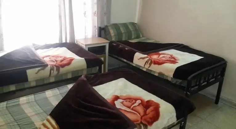 Dört Kişilik Oda, Birden Çok Yatak, Ortak Banyo
