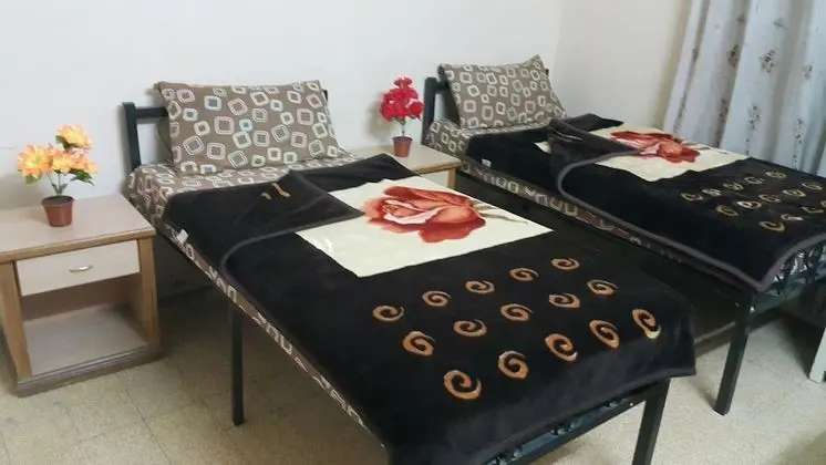 İki Ayrı Yataklı Oda, 2 Tek Kişilik Yatak, Ortak Banyo