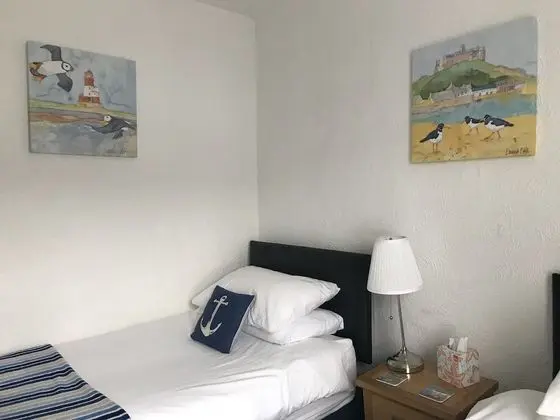 Tek Büyük veya İki Ayrı Yataklı Oda, 2 Tek Kişilik Yatak