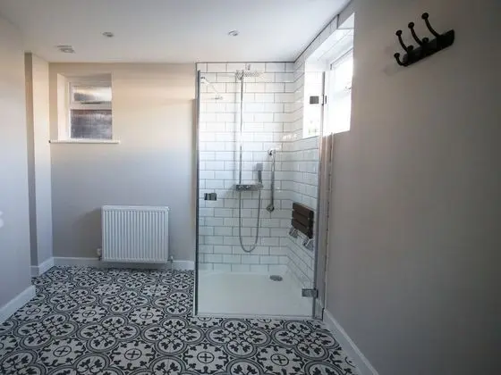 Tek Büyük veya İki Ayrı Yataklı Oda, Engellilere Uygun, Banyolu/Duşlu (Biscay - Ground floor)
