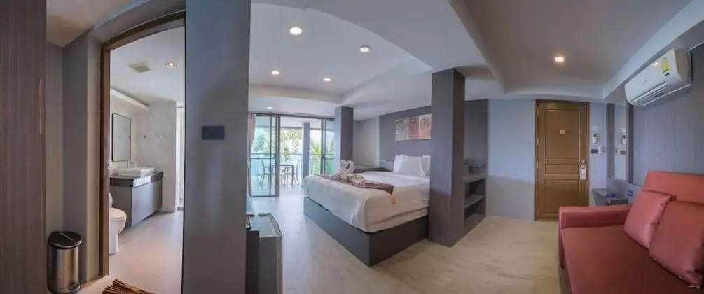 Grand Deluxe Suite Ocean View