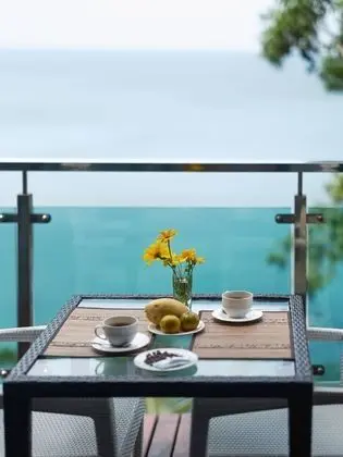 Grand Deluxe Suite Ocean View