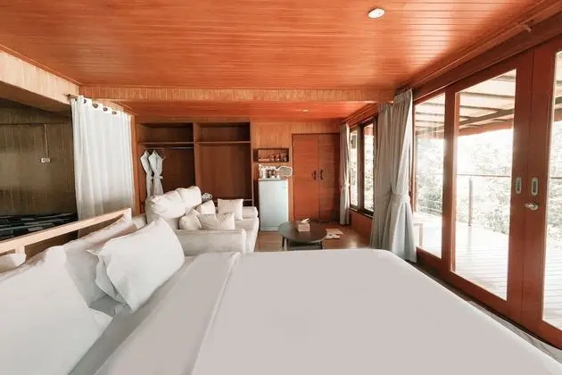 2 Bedroom Jacuzzi Suite Family Ocean View