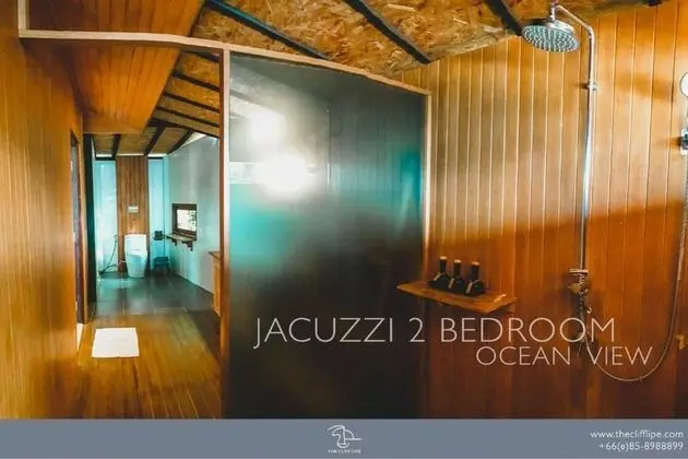 2 Bedroom Jacuzzi Suite Family Ocean View