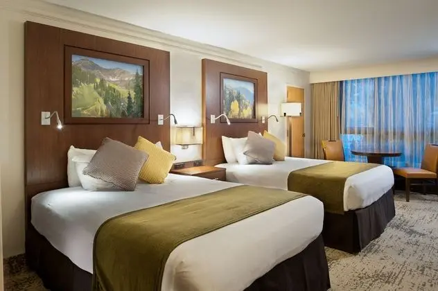 Traditional Room, 2 Queen Beds, Canyon View