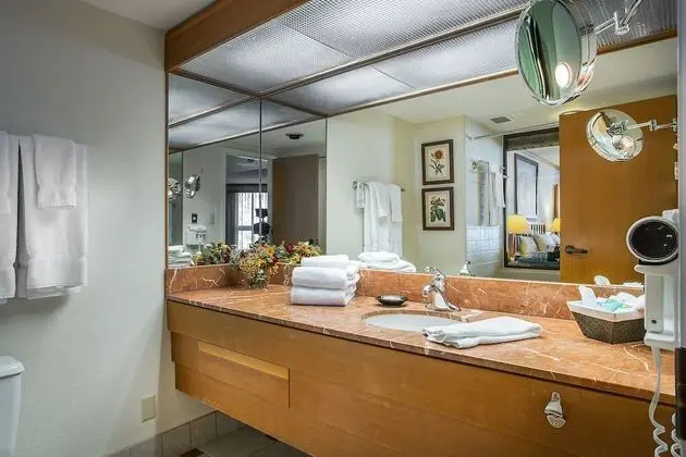 Traditional Room, 2 Queen Beds, Canyon View