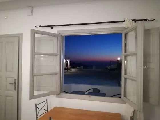 Standard Stüdyo, Kısmi Deniz Manzaralı