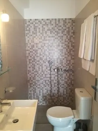 Standard Stüdyo, Kısmi Deniz Manzaralı
