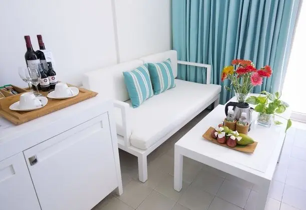 Azul Room, Garden View