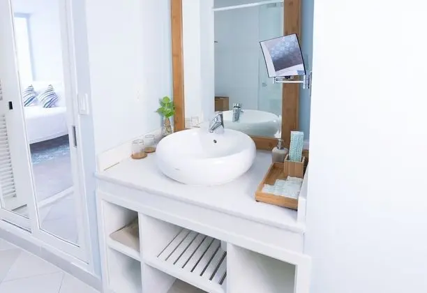 Azul Room, Garden View