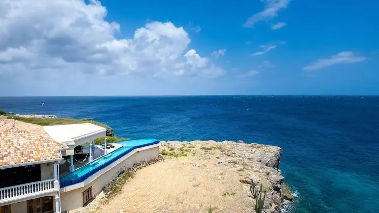Exclusive Villa