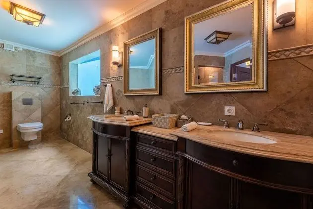 Exclusive Villa