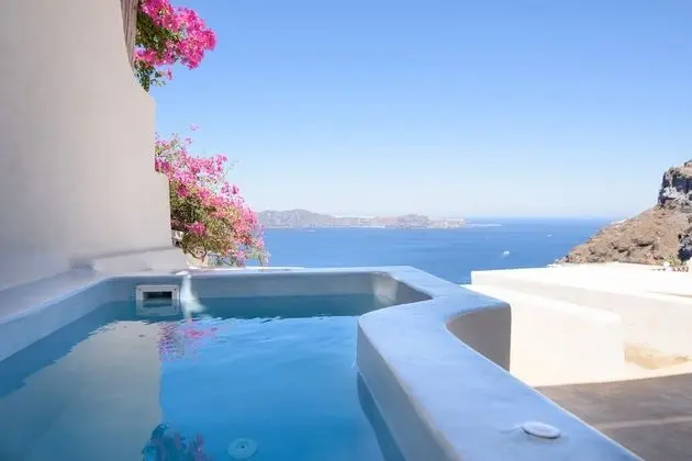 Junior Suite with Caldera View and Private Jacuzzi - A-