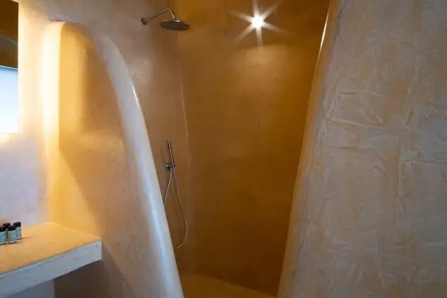 Superior Suite with Caldera View and Private Jacuzzi