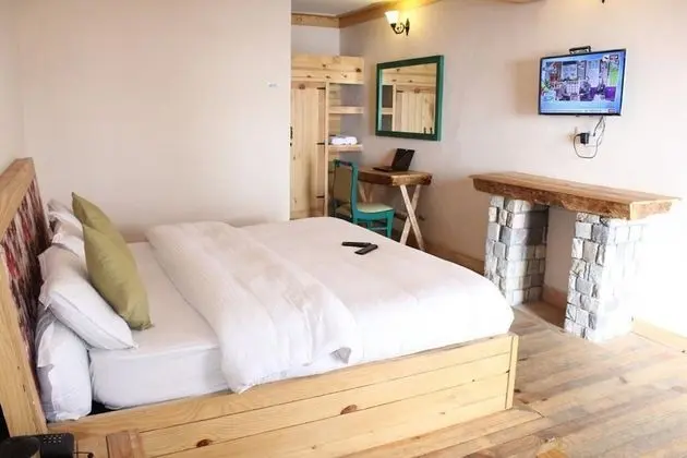 Luxury Tek Büyük Yataklı Oda